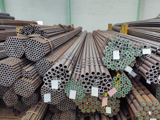 ASME कार्बन स्टील गर्म लुढ़का हुआ पाइप प्लांट स्टेशन में निर्बाध बॉयलर ट्यूब