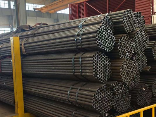 उच्च तापमान अनुप्रयोगों के लिए पोलिश सतह के साथ अनुकूलित बाहरी व्यास और लंबाई बॉयलर स्टील ट्यूब