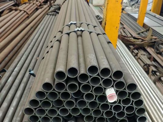 उच्च तापमान अनुप्रयोगों के लिए टिकाऊ कार्बन स्टील बॉयलर ट्यूब