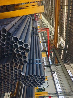 उच्च तापमान अनुप्रयोगों के लिए अनुकूलित लंबाई और दीवार मोटाई के साथ औद्योगिक ग्रेड कार्बन स्टील बॉयलर ट्यूब