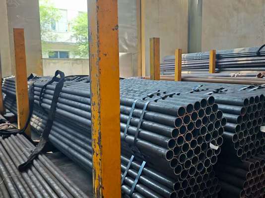 निर्बाध बॉयलर ट्यूब ASTM A106 कार्बन स्टील 1.2-20mm मोटाई