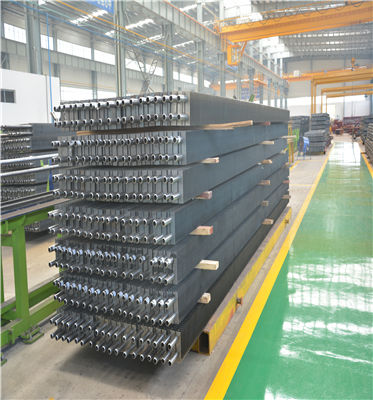 स्वयं-सफाई गुणों के साथ बॉयलर फिन ट्यूब एच टाइप फिन्ड ट्यूब, फ्लू गैस अपशिष्ट ताप पुनर्प्राप्ति और एंटी-वियर विशेषताएं