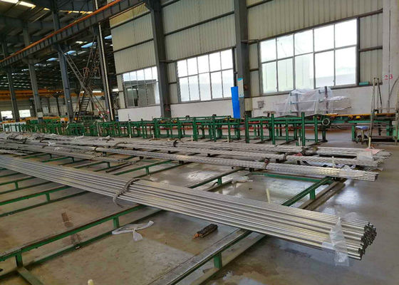 निर्बाध एसएस पाइप गर्म खत्म Astm A269 Ast3 A312 A312m Astm A511 A511m पेट्रो रसायन