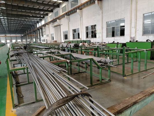 Astm A335 P5 P9 मिश्र धातु Cs कार्बन स्टील वेल्डेड ट्यूब बड़े छोटे या व्यास