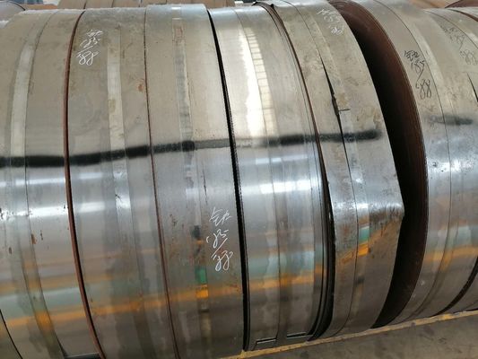 कोल्ड रोल्ड कार्बन स्टील कॉइल्स / सीएस प्लेट की मोटाई 0.3 मिमी - 50 मिमी के साथ