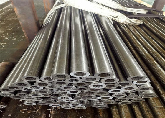 ब्लैक एनीलिंग आयरन TP321 ASTM A249 वेल्डेड स्टील ट्यूब