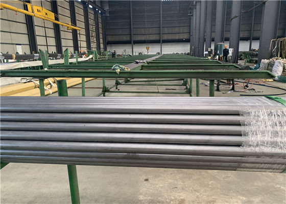 ASTM A179 T92 लो कार्बन स्टील ट्यूब ब्राइट एनील्ड सतह का इलाज किया जाता है: